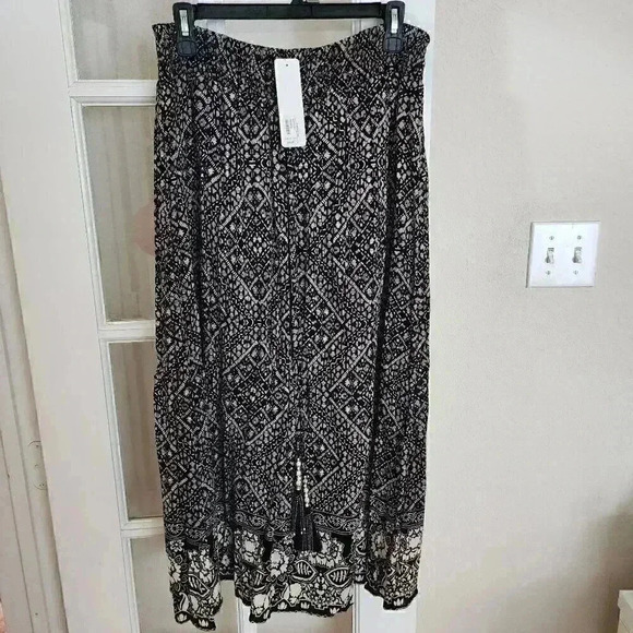 NWT Soft Surroundings Black Elastic Boho Drawstring Skirt Casual Size PM - Picture 1 of 10